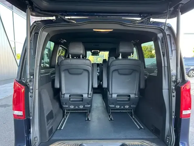 Mercedes-Benz V 250