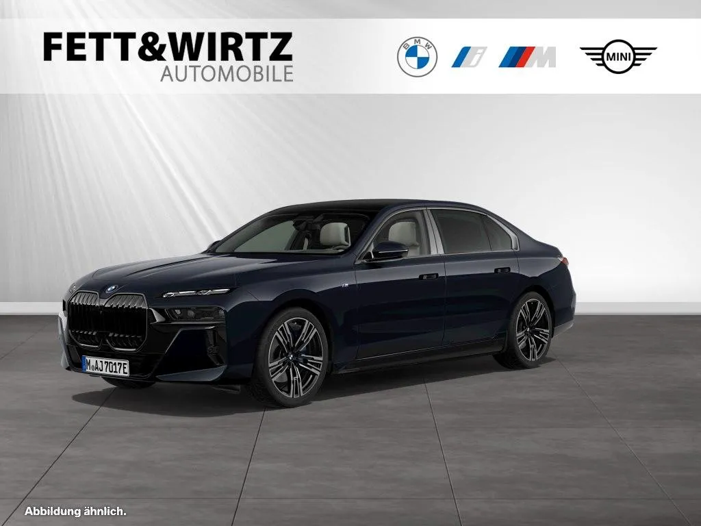 BMW i7