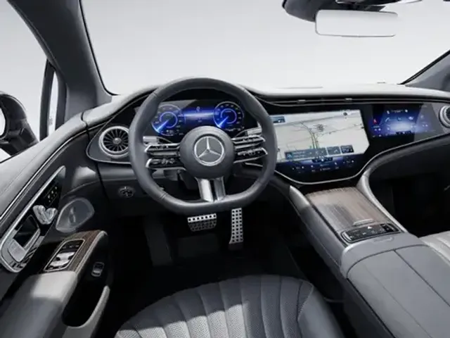 Mercedes-Benz EQS