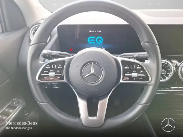 Mercedes-Benz EQA 250