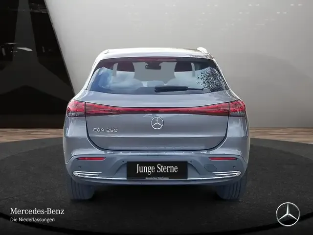 Mercedes-Benz EQA 250