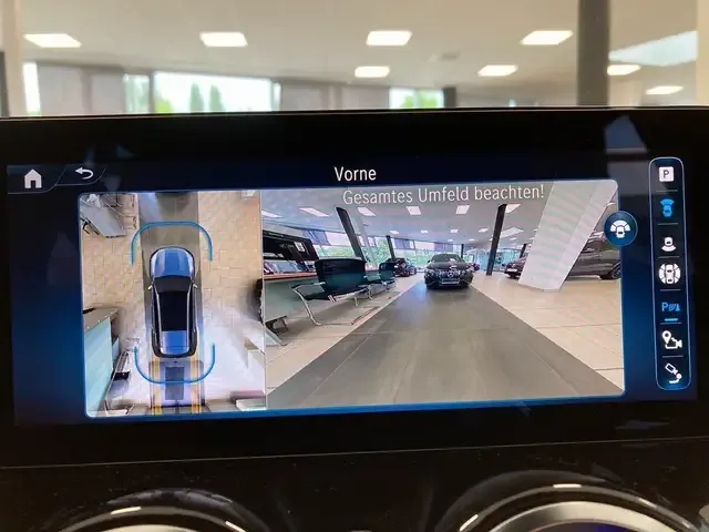 Mercedes-Benz GLB 250