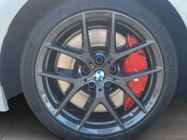 BMW 128
