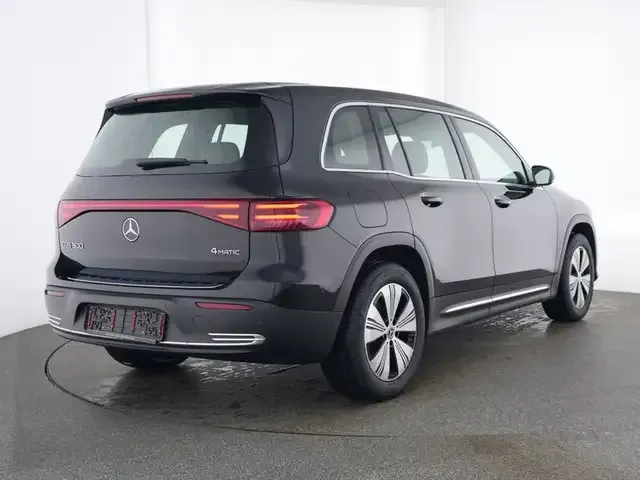 Mercedes-Benz EQB 300