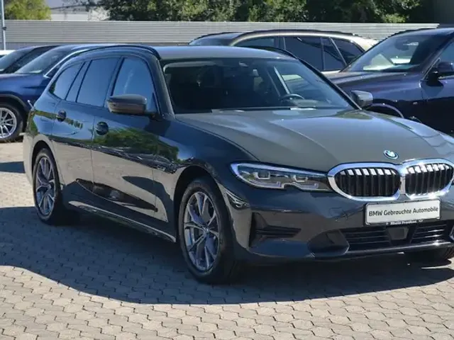 BMW 320