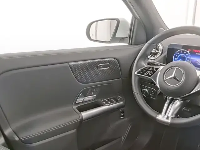 Mercedes-Benz EQA 350