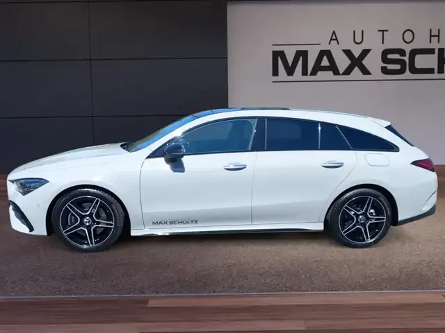 Mercedes-Benz CLA 200