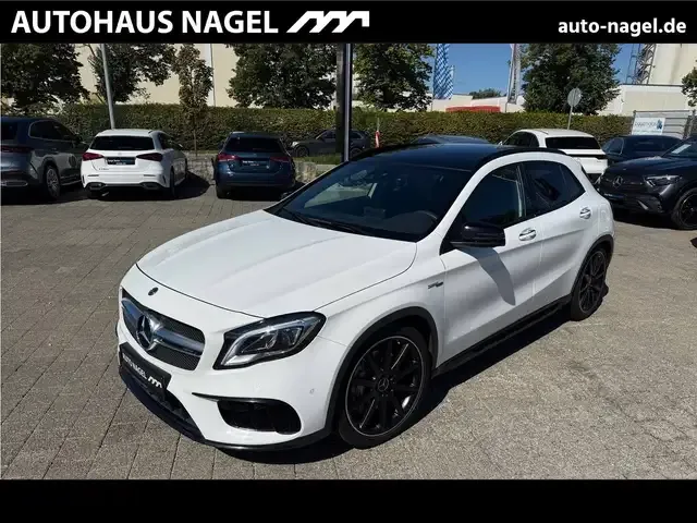 Mercedes-Benz GLA 45 AMG