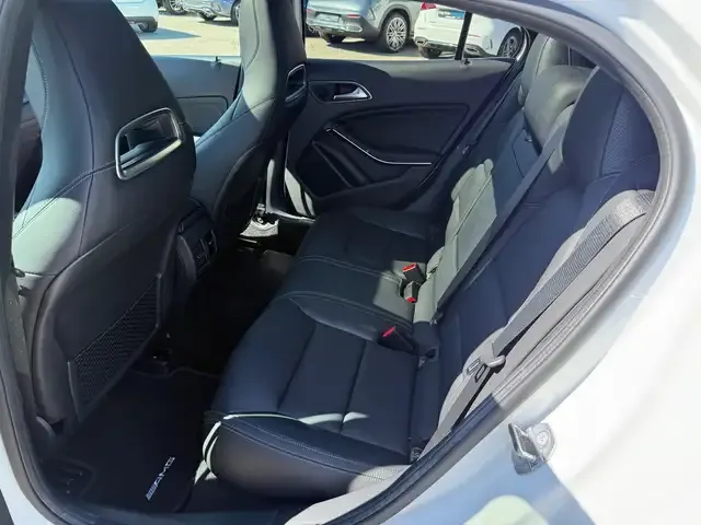 Mercedes-Benz GLA 45 AMG