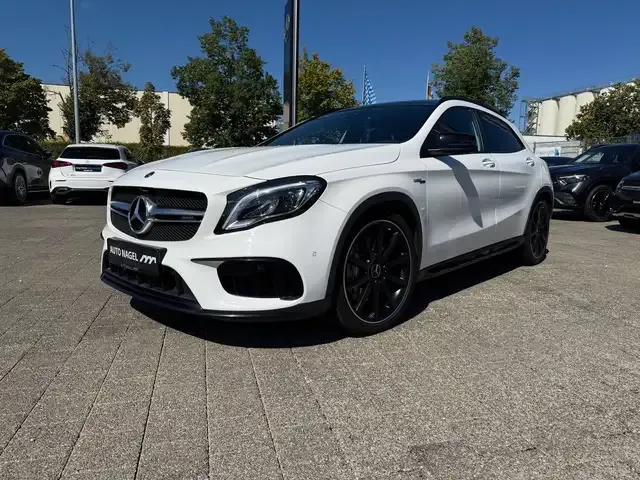 Mercedes-Benz GLA 45 AMG