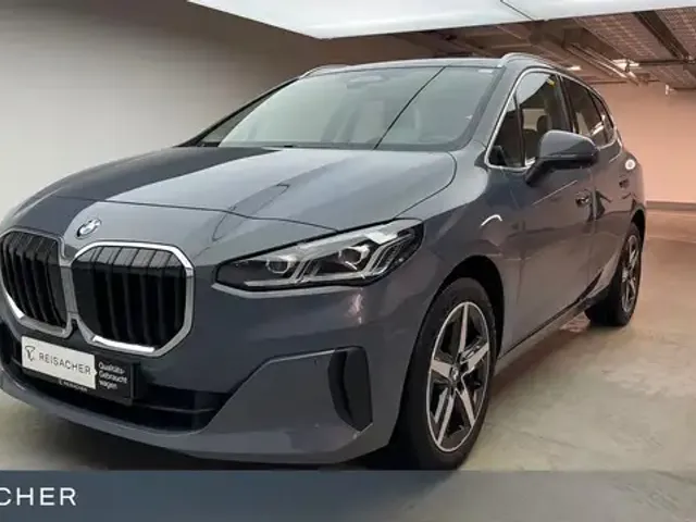 BMW 218