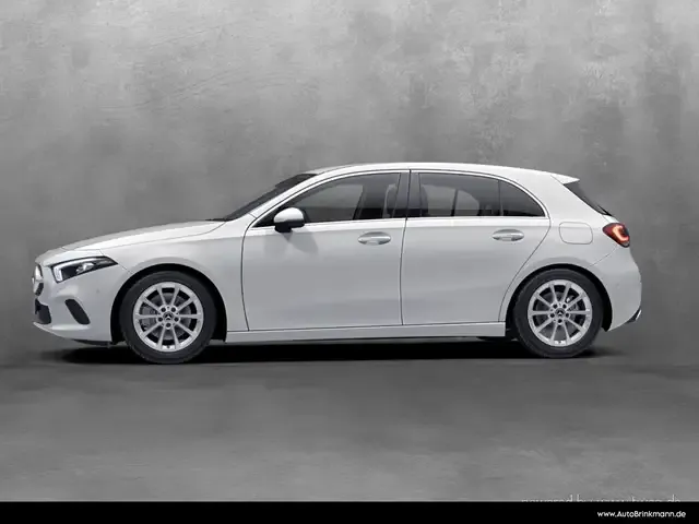 Mercedes-Benz A 220