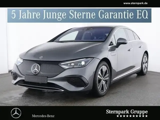 Mercedes-Benz EQE 300
