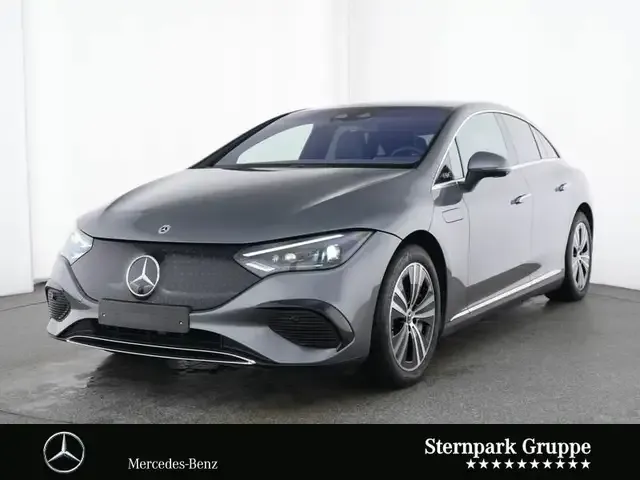 Mercedes-Benz EQE 300