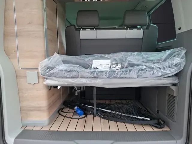 Volkswagen T6 California