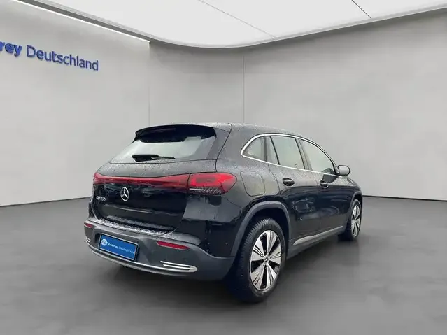 Mercedes-Benz EQA 250