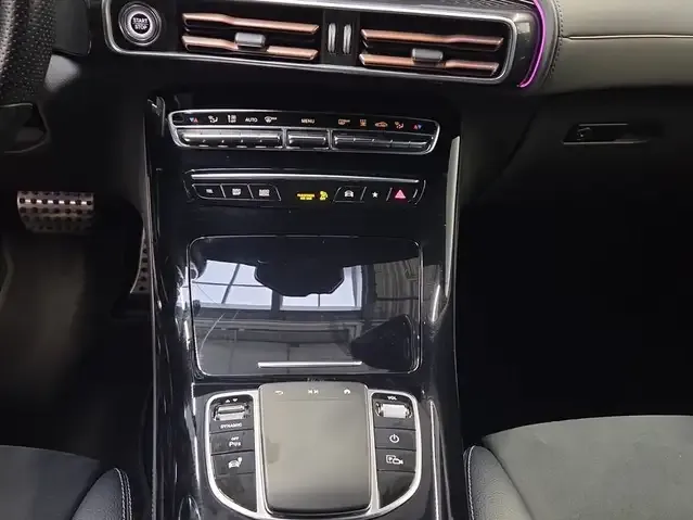 Mercedes-Benz EQC 400