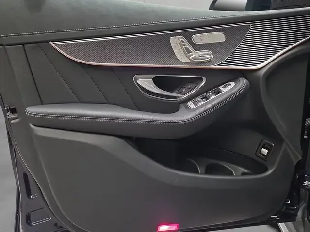 Mercedes-Benz EQC 400