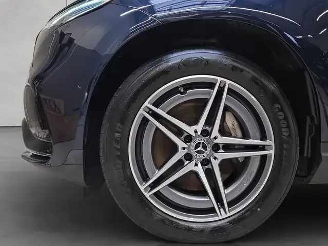 Mercedes-Benz EQC 400