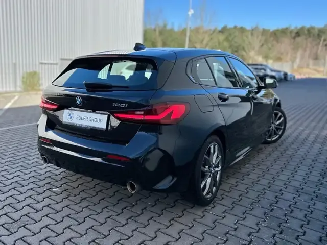 BMW 120