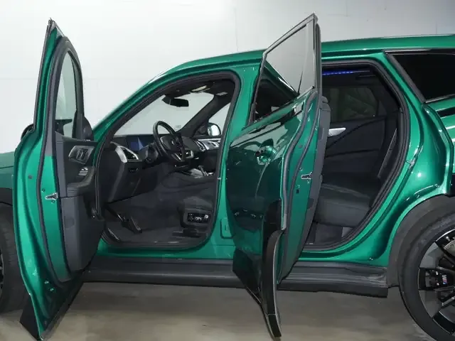 BMW XM