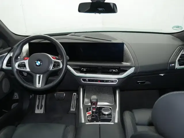 BMW XM