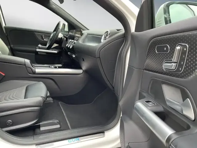 Mercedes-Benz EQA 300