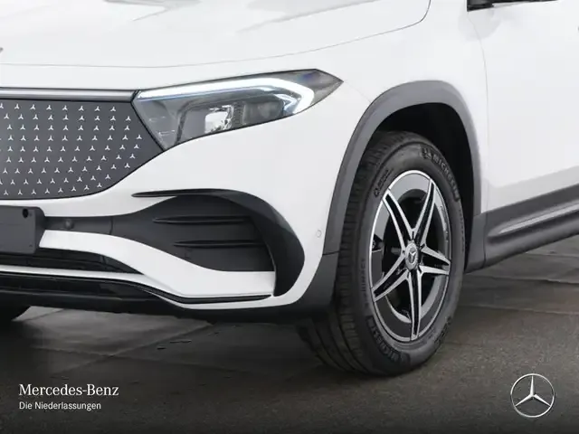 Mercedes-Benz EQB 300
