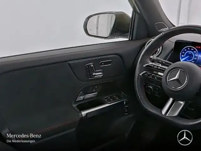 Mercedes-Benz EQB 250
