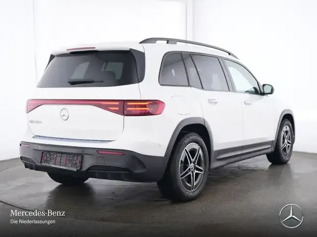 Mercedes-Benz EQB 250