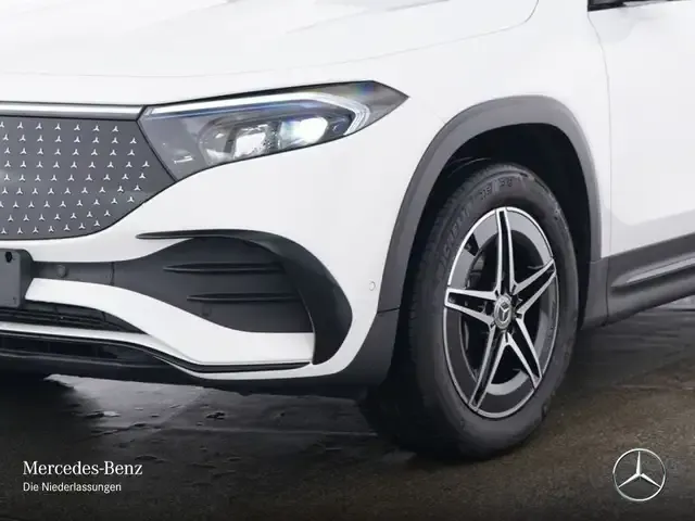 Mercedes-Benz EQB 250