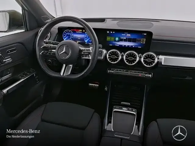 Mercedes-Benz EQB 250
