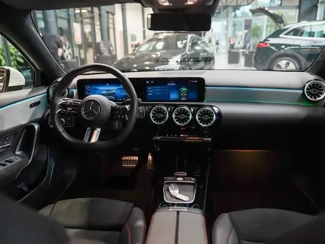 Mercedes-Benz A 200