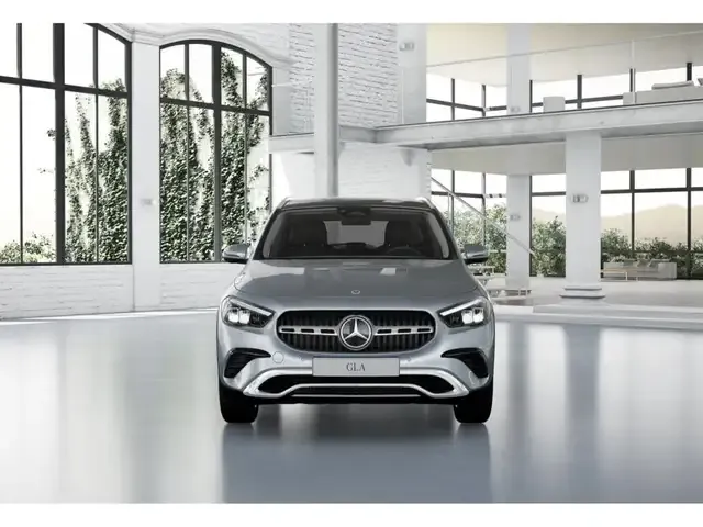 Mercedes-Benz GLA 220