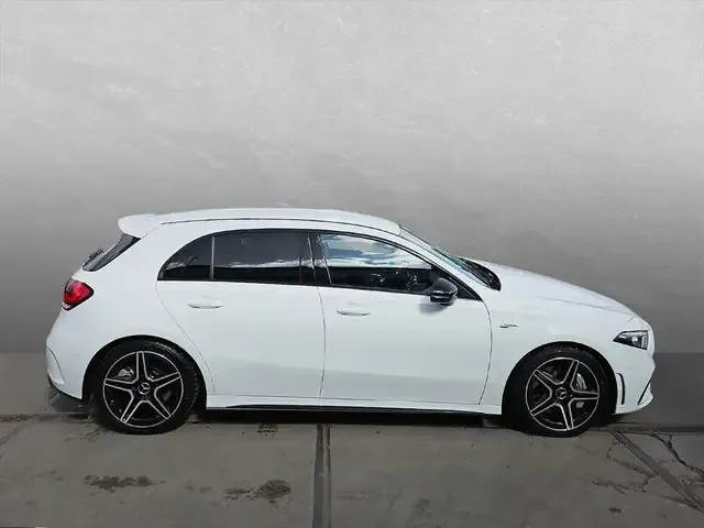 Mercedes-Benz A 35 AMG