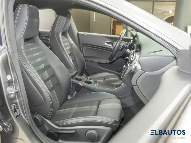 Mercedes-Benz CLA 180