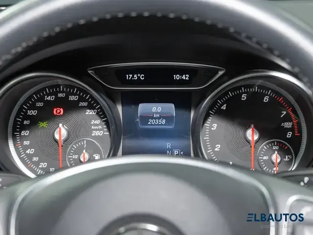 Mercedes-Benz CLA 180