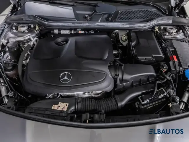 Mercedes-Benz CLA 180
