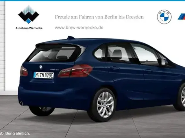 BMW 225