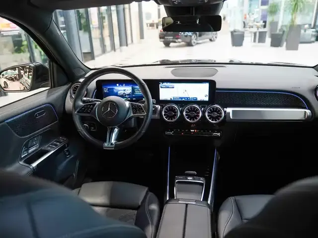 Mercedes-Benz EQB 300