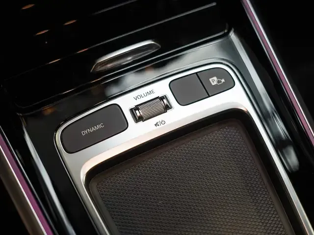 Mercedes-Benz EQB 300