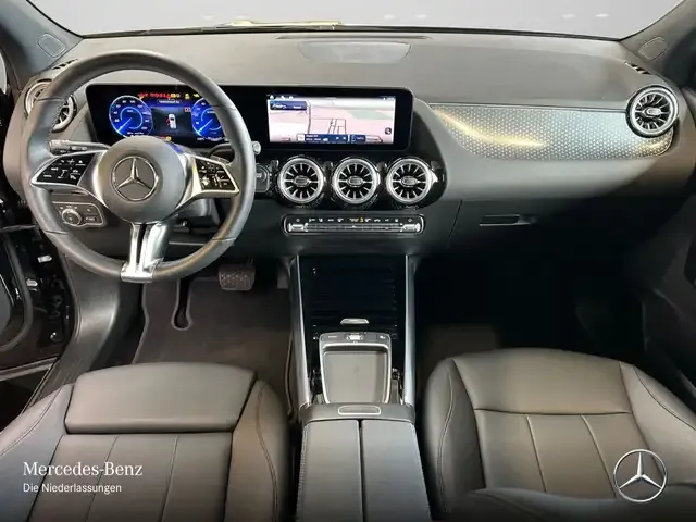 Mercedes-Benz EQA 300