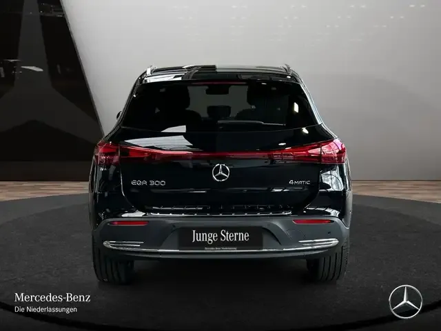 Mercedes-Benz EQA 300