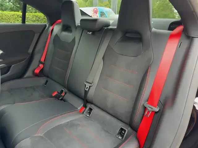 Mercedes-Benz CLA 35 AMG