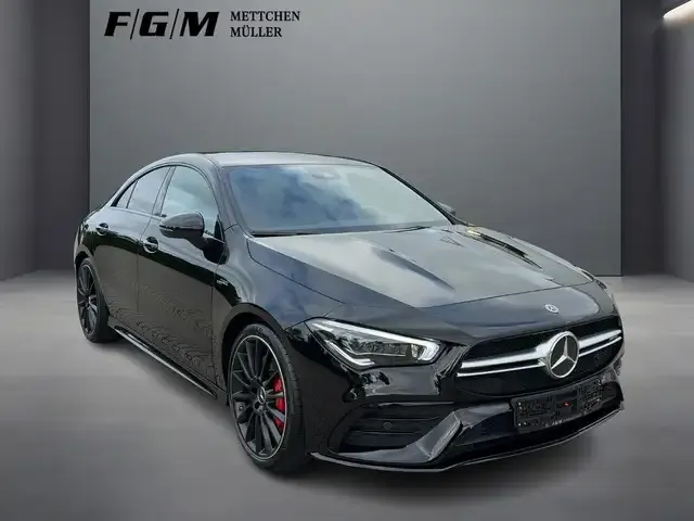 Mercedes-Benz CLA 35 AMG
