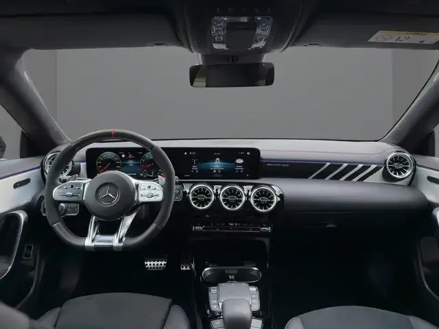 Mercedes-Benz CLA 35 AMG