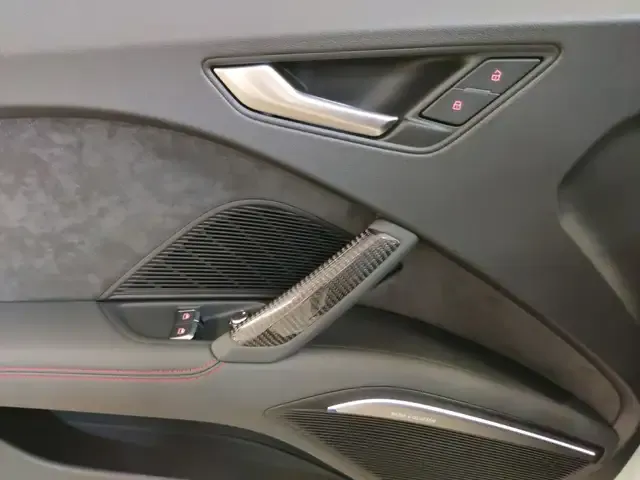 Audi TTS