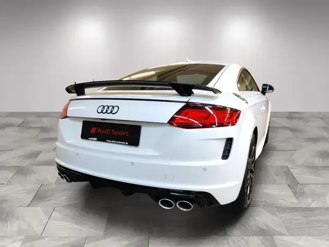 Audi TTS
