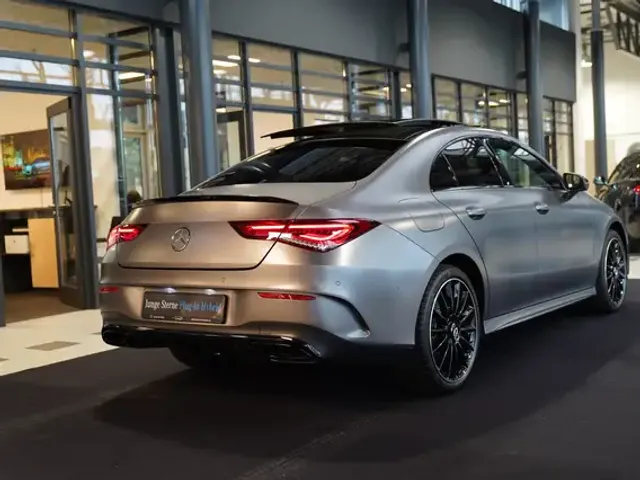 Mercedes-Benz CLA 250