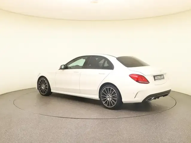 Mercedes-Benz C 180